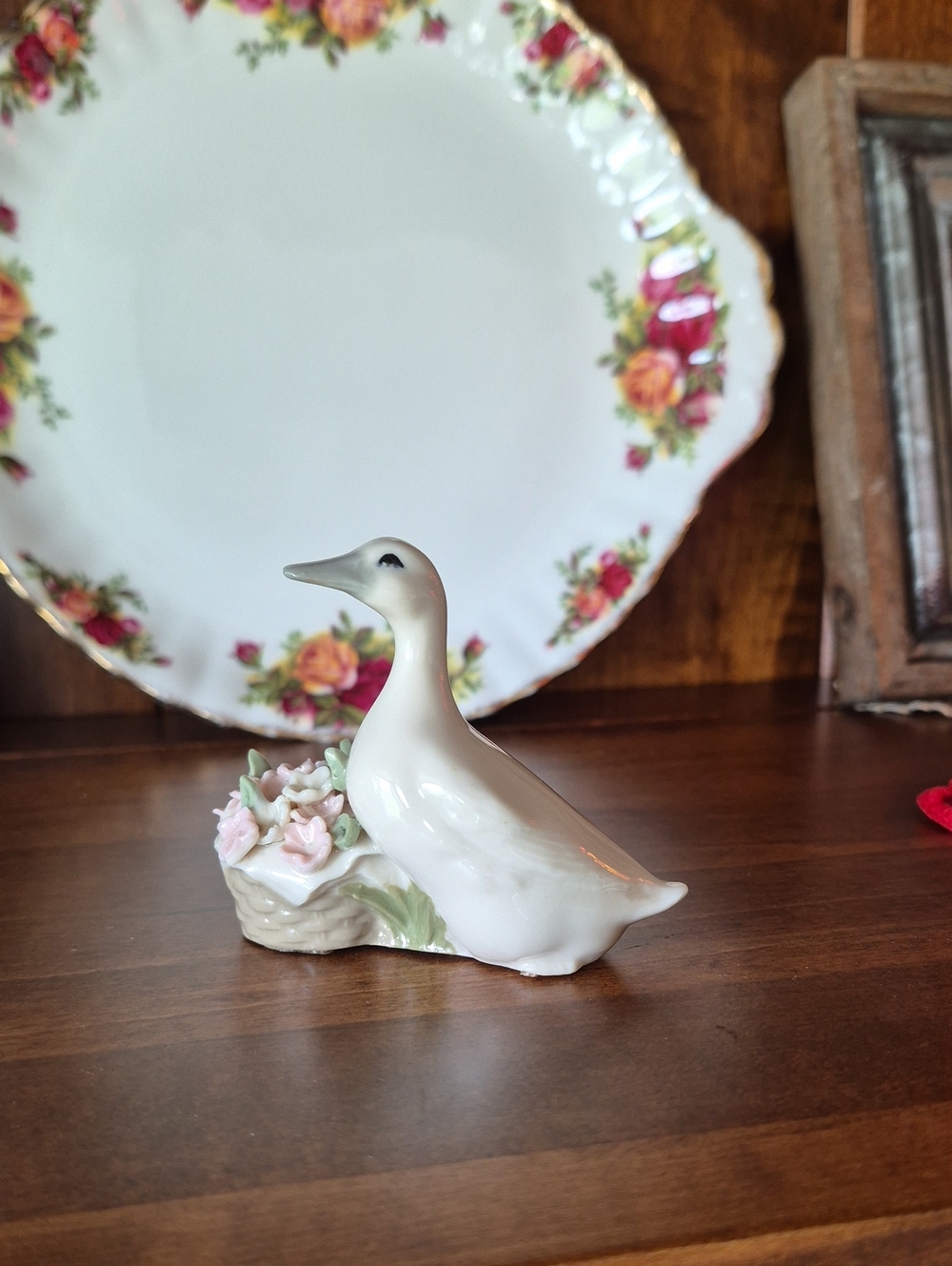 Tiny Duck Trinket with Floral Basket - Pets Bird Decor